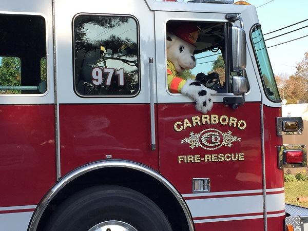 Sparky the Fire Dog with Ladder-1